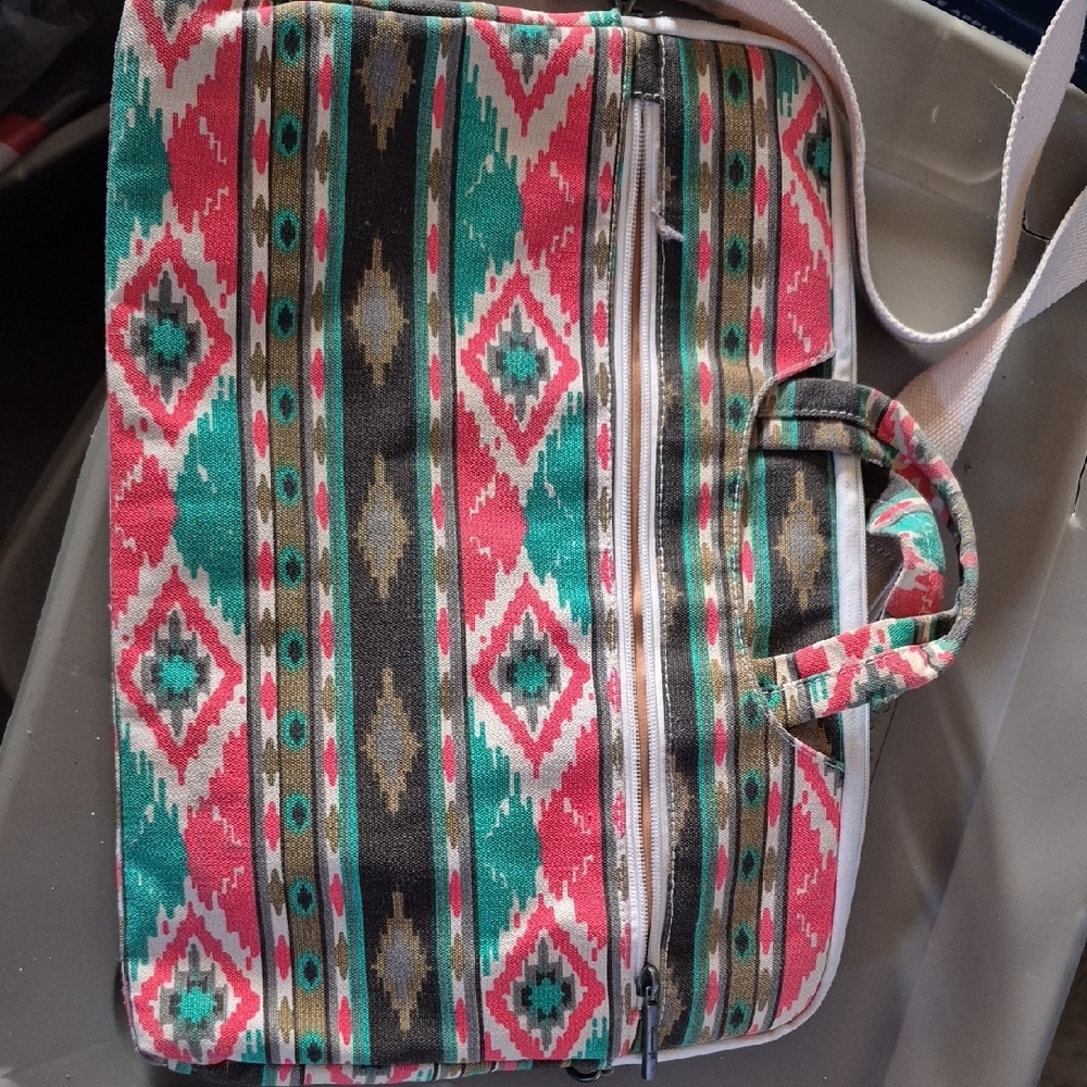 Colorful Geometric Patterned Bag - Picture 2 of 6